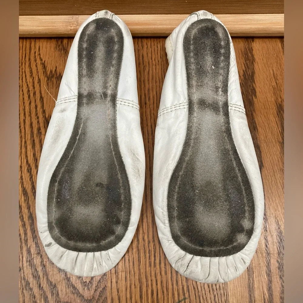 💕🩰💕White Ballet Flats